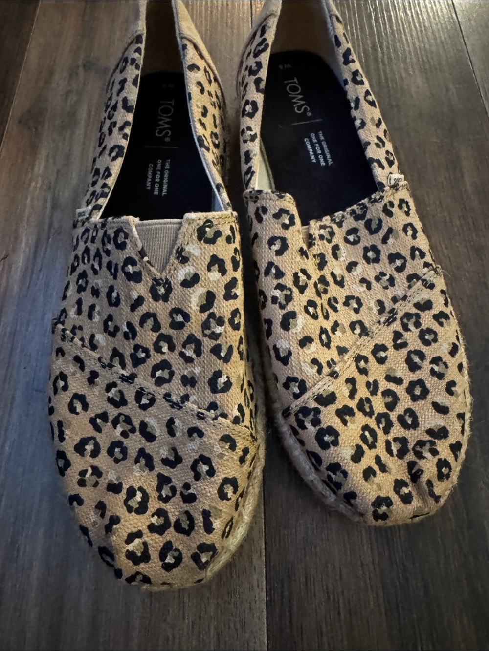 TOMS Women's Leopard Print Slip-On Flats in Tan and Black